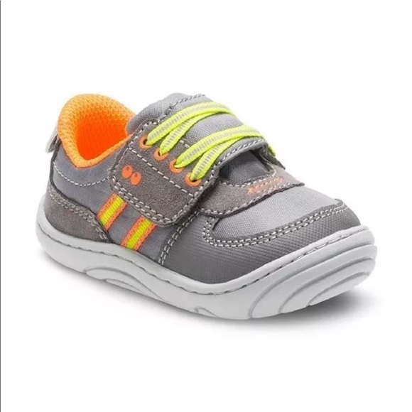 stride rite baby first walking shoes